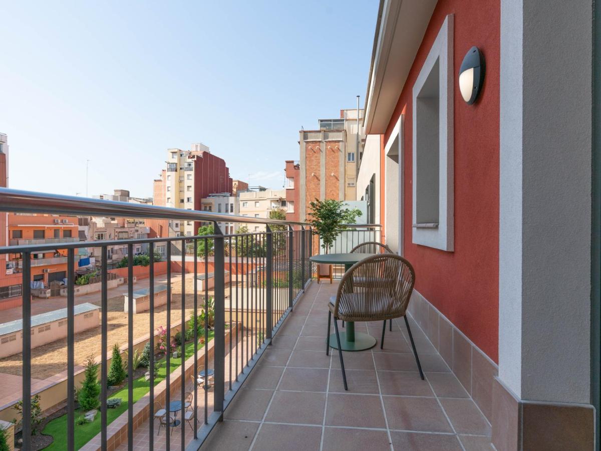 Limehome Barcelona Carrer De Besalu 90 - Estancia Temporal Exterior foto